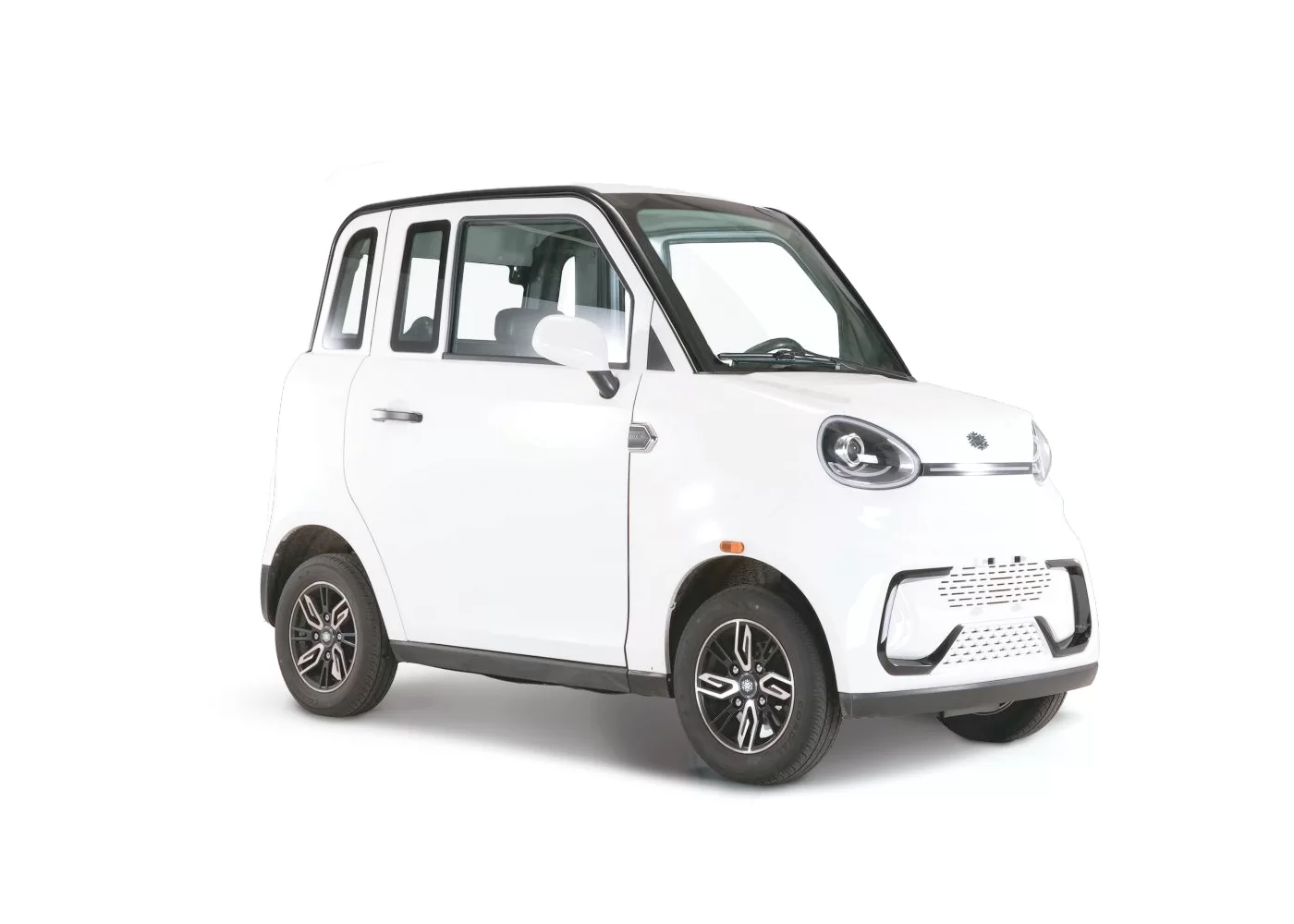 Nieve Q-En Elektrikli Otomobil Kırmızı