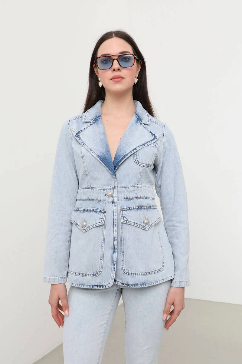 Kadın Uzun Kollu Tek Düğmeli Jean Ceket Açık Mavi Kadın Uzun Kollu Tek Düğmeli Jean Ceket Açık Mavi