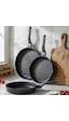 Oms 3738 Biogranit Döküm Grill Ergonomik Saplı 3 Parça Tava Seti Gri 20-24-28cm Gri Oms 3738 Biogranit Döküm Grill Ergonomik Saplı 3 Parça Tava Seti Gri 20-24-28cm Gri