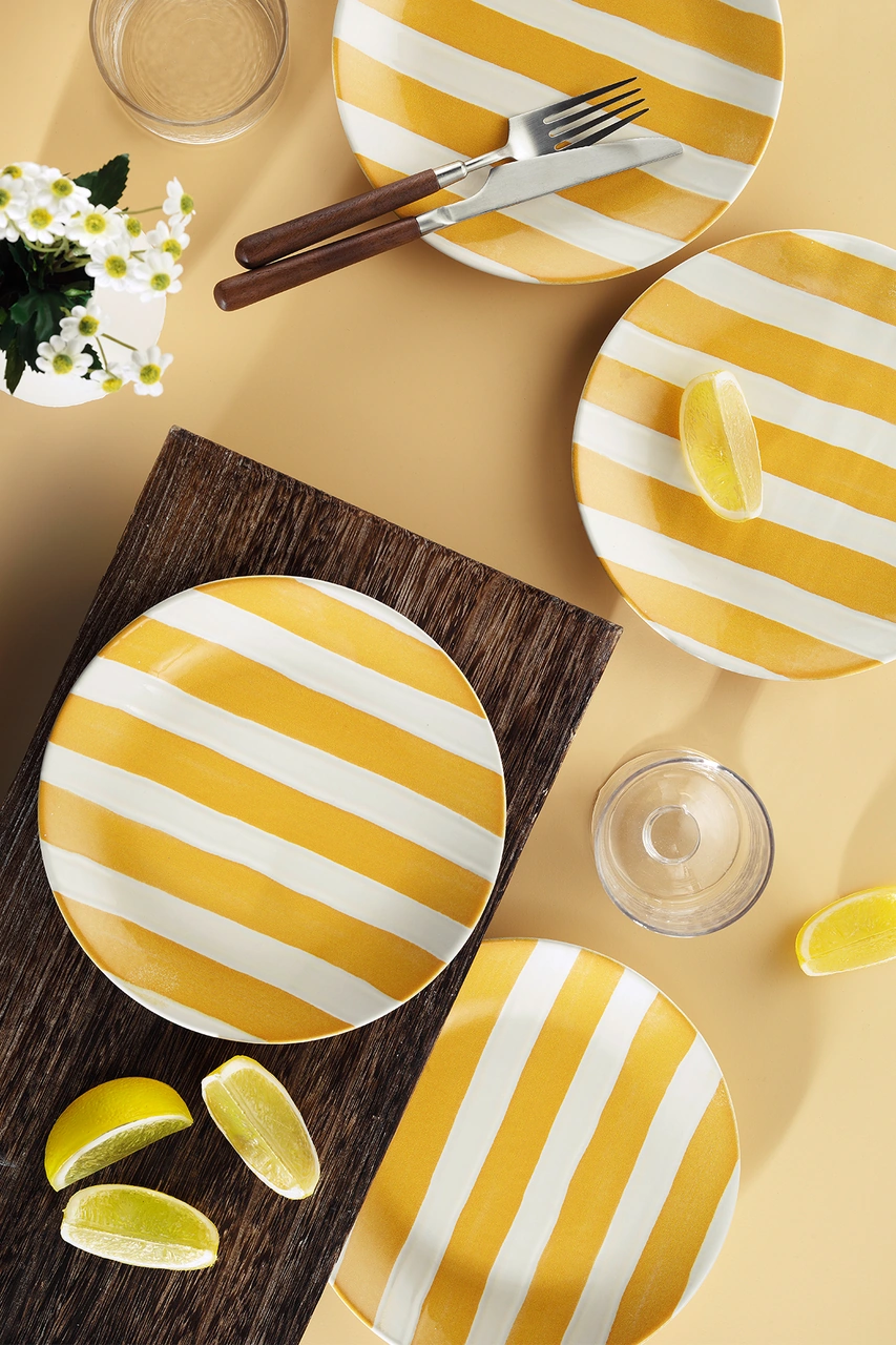 Kütahya Porselen Ocean Line 4 Parça 20 Cm Pasta Tabağı Sarı Beyaz Ve Altın