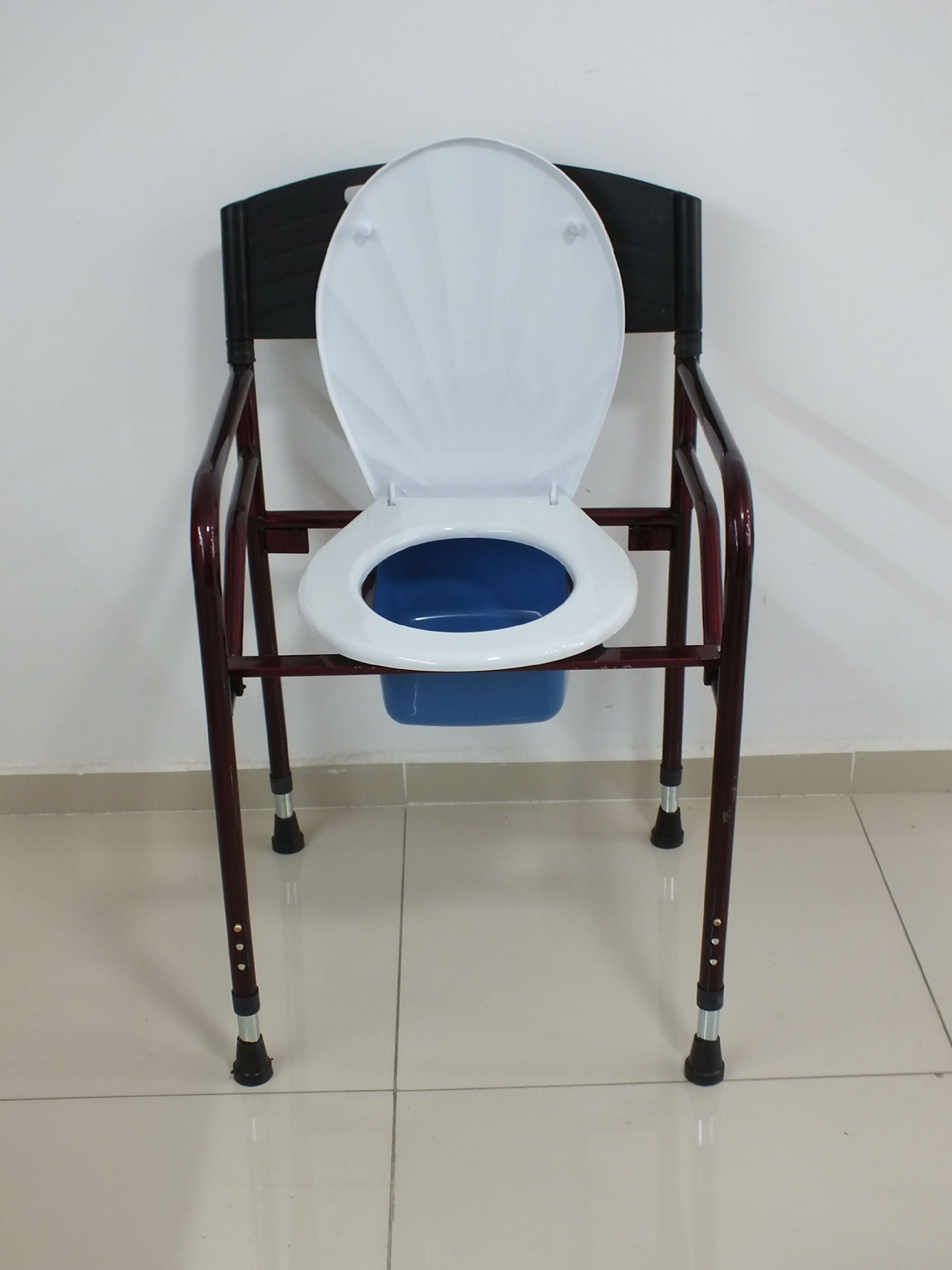 Bayteks Hasta Tuvaleti Klozet Yükseltici Katlanabilir