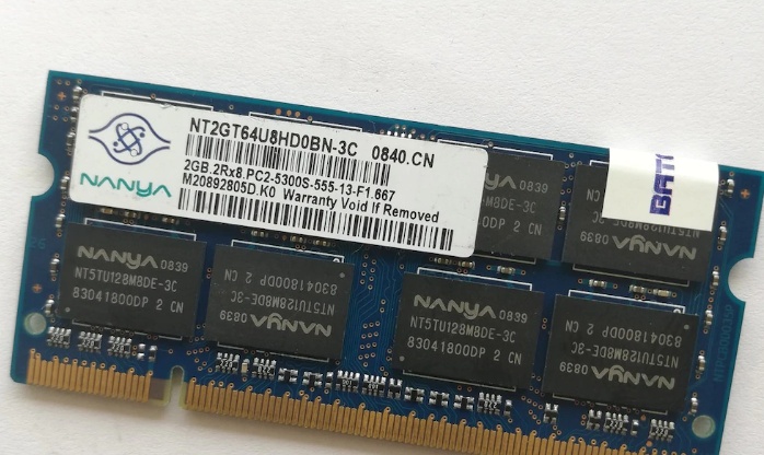 Nanya NT2GT64U8HD0BN-3C PC-5300 2 GB DDR2 667 MHz CL5 Ram
