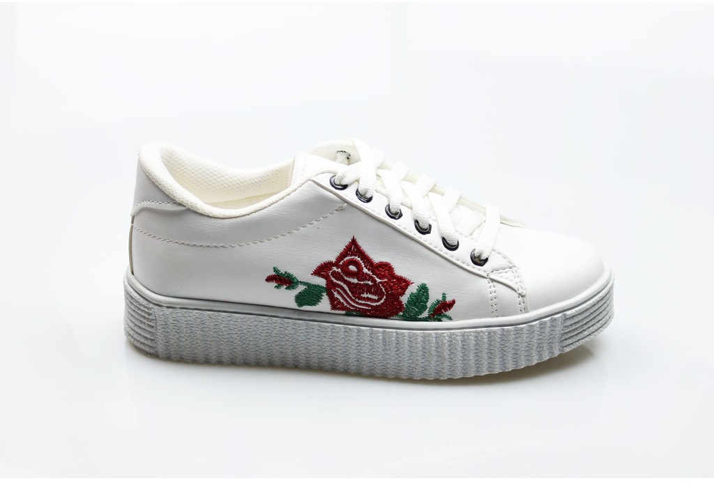 Çiçek Desenli Beyaz Günlük Ayakkabı