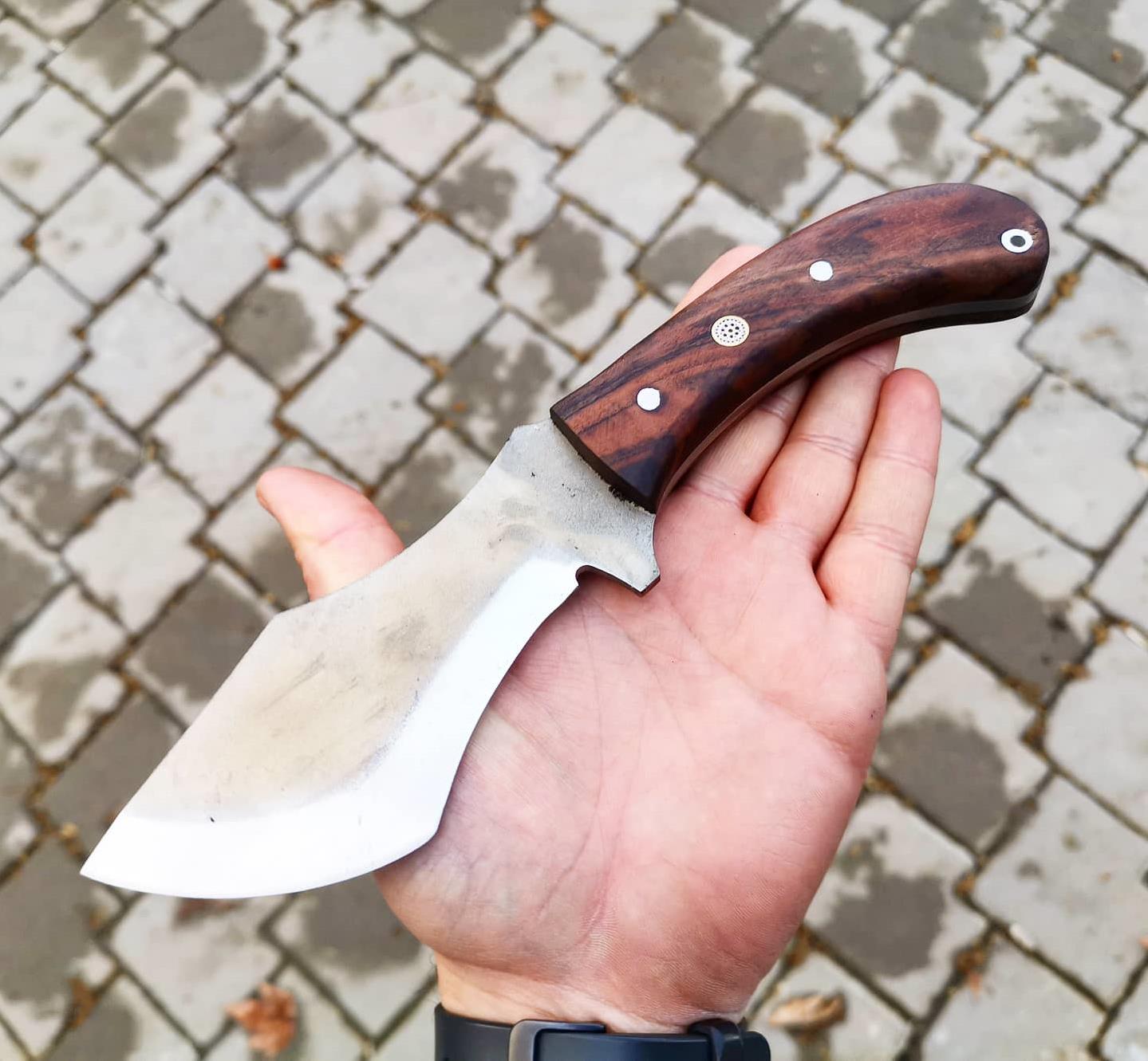 B. C Avcı Bıçağı N02