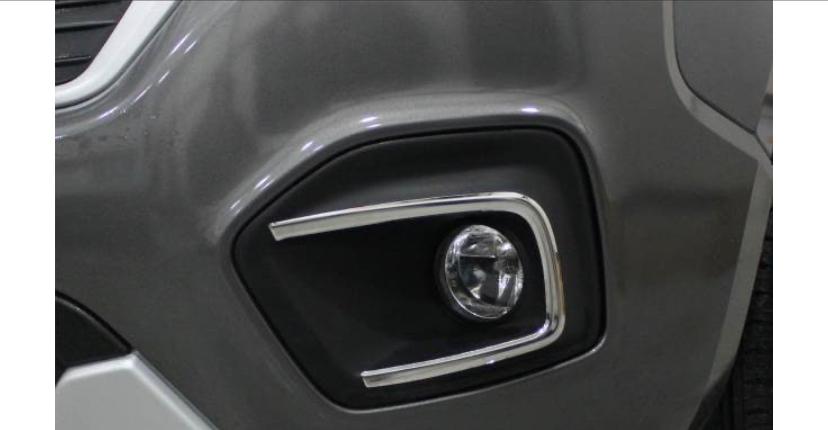 Fiat Fiorino 2016 Sonrası Krom Sis Farı Çercevesi