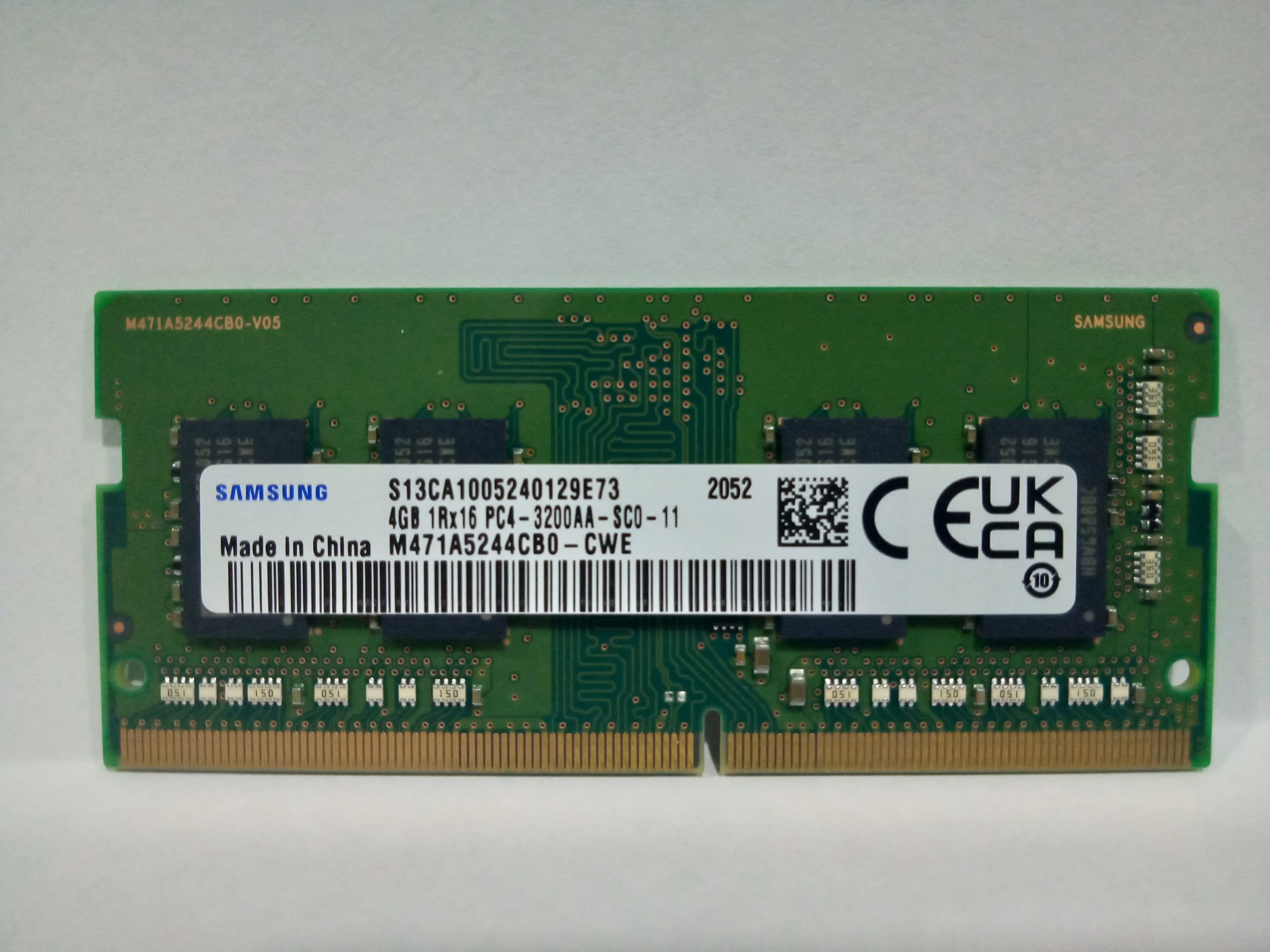 Samsung M471A5244CB0-CWE 4 GB DDR4 3200 MHz CL22 Notebook Ram