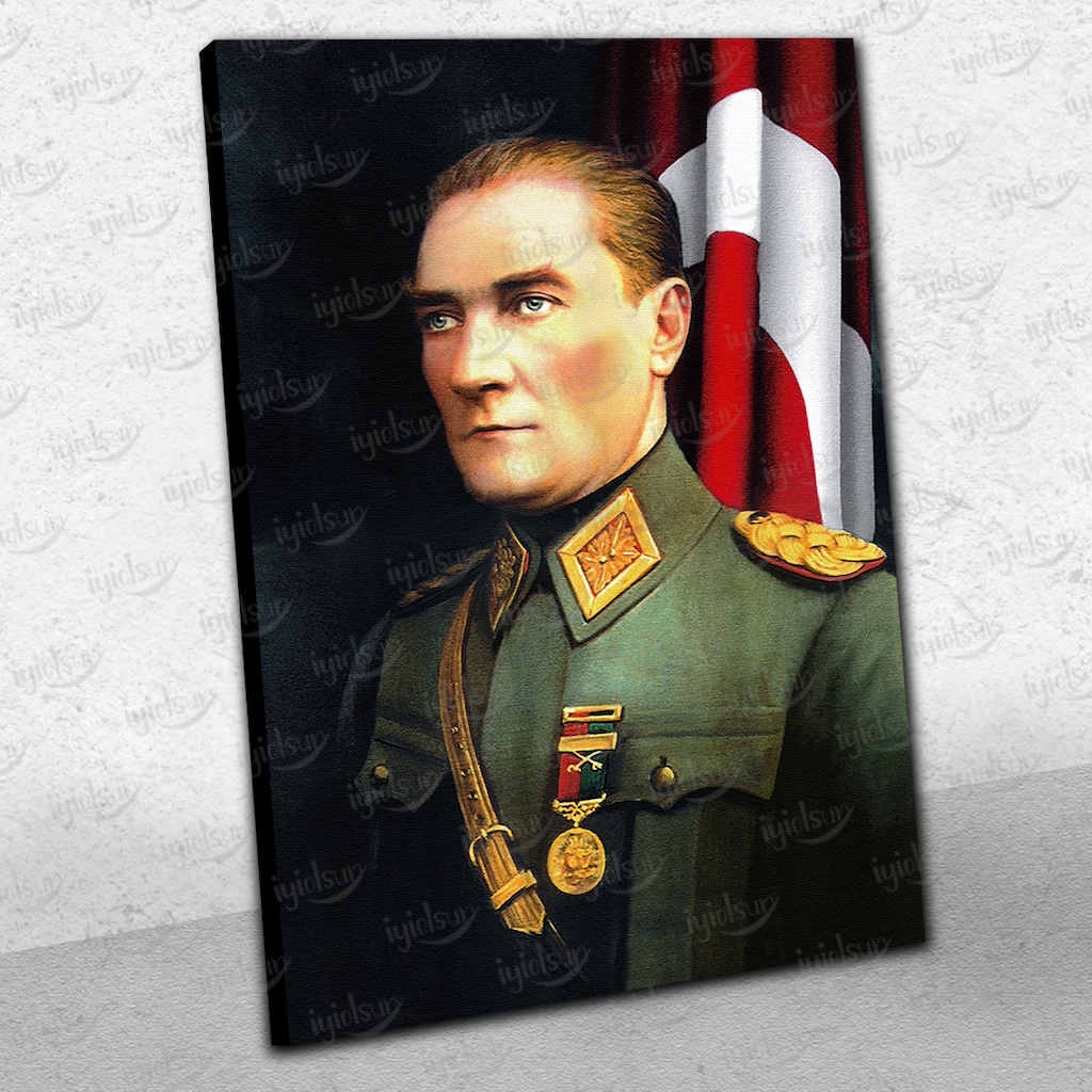 Atatürk Portresi Askeri Üniforma Kanvas Tablo