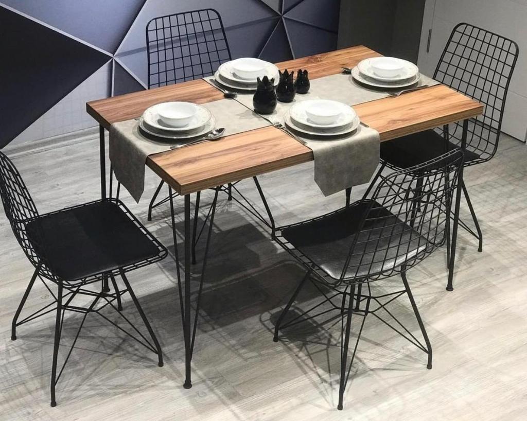 Avviohome Tekir Akçaağaç Görünümlü Mutfak Masası 4 Kişilik Masa Sandalye Ta