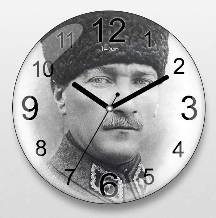 Kalpaklı Atatürk Resimli Sessiz Duvar Saati