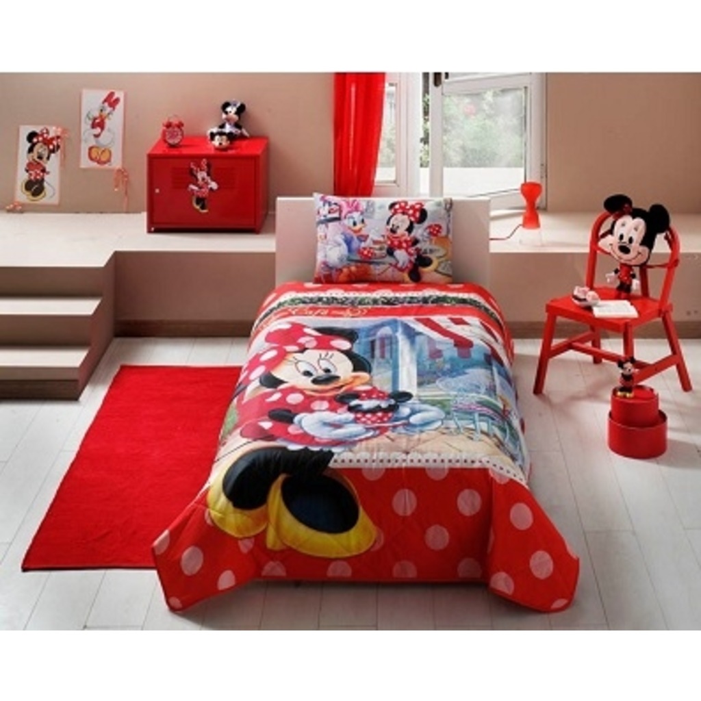 Taç Minnie Mouse Lisanslı Yatak Örtüsü