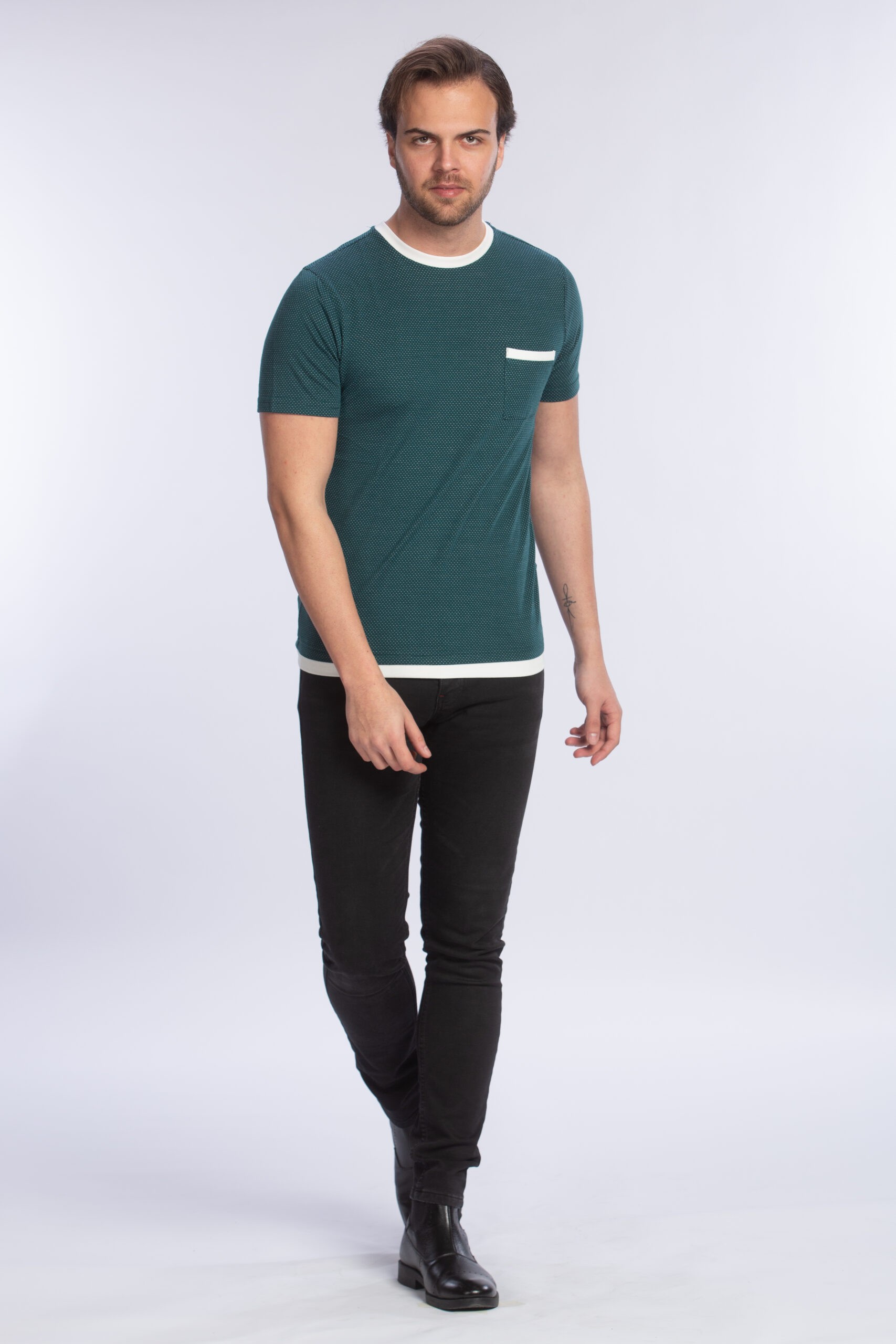 Beyaz Nokta Desenli Yeşil Erkek T-Shirt