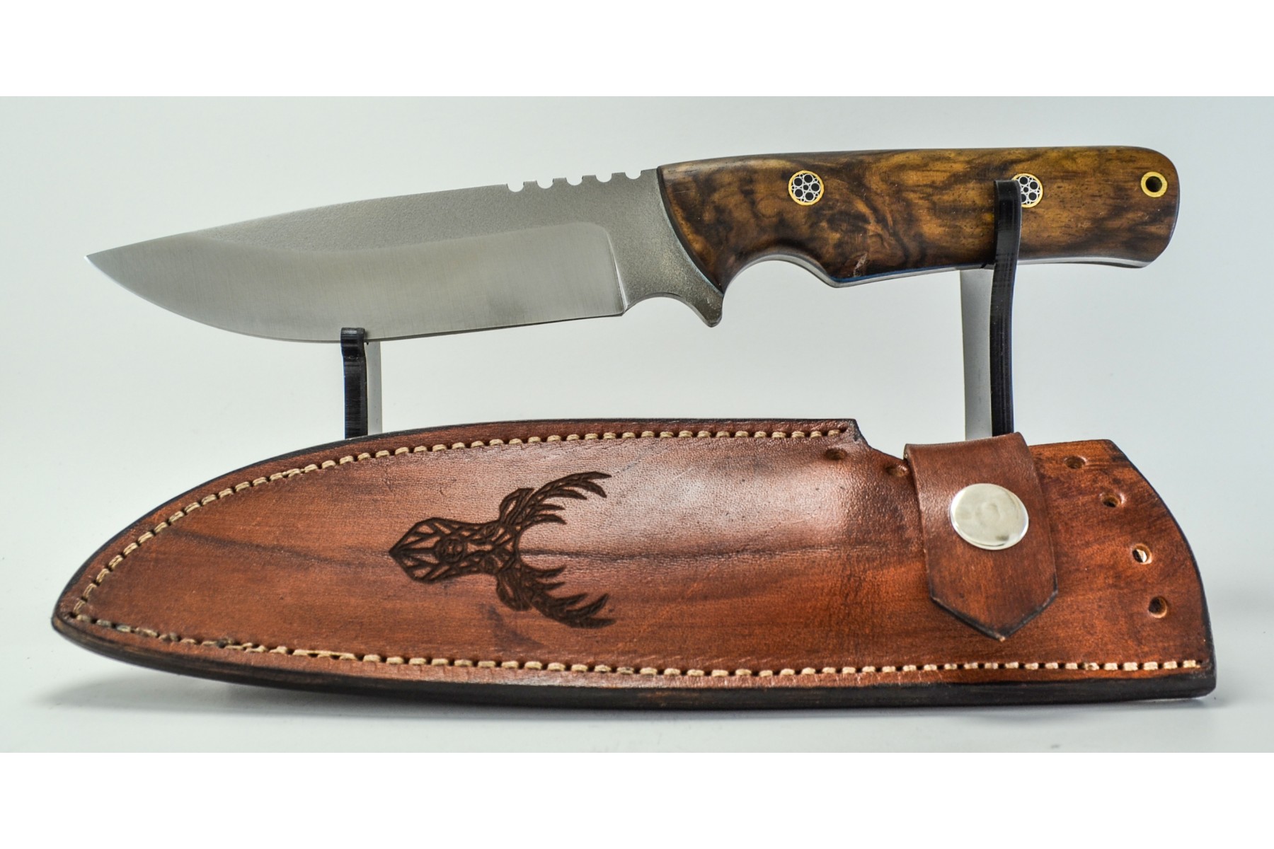 N690 çeliği av bıçağı kutu, stant ve kılıf hediyeli