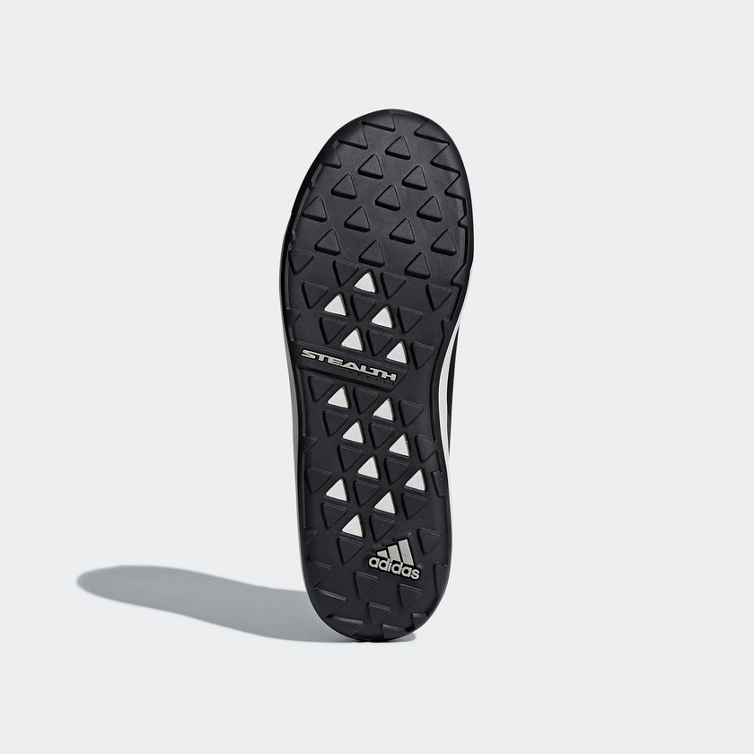 adidas terrex curb